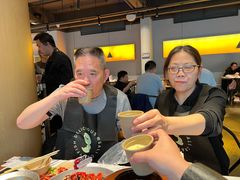 -巴厘龙虾·榜首油焖大虾(音乐学院·沿江酒馆店)