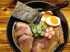 白龙面-老龙亭拉面店