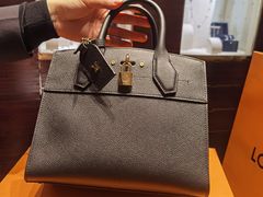 -LV路易威登(王府井半岛酒店)