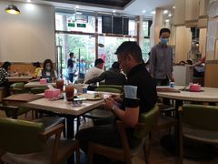 大堂-鸿图茶餐厅•27年老字号(云峰花园店)