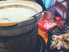 -捞围鲜·港式打边炉(海阳路店)