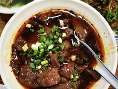 -杨三娘跷脚牛肉(羊子山西路店)