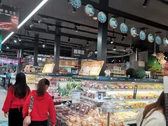 面包甜点陈列柜-盒马鲜生(岭南新世界店)
