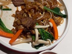 -八府香鸭·啫啫煲(华山路店)