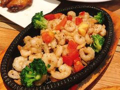 -玛格萝妮(汇智国际商业中心店)