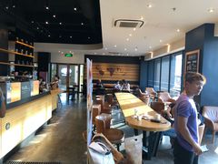 -星巴克(洛阳中州路王府井店)