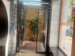 -亮亮面馆(经六路店)