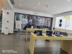 -华为授权体验店(万航渡路)