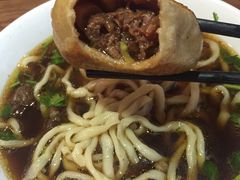 -清真吴记门钉肉饼·喜多利