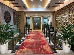 -山明水秀大饭店