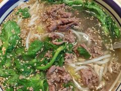 -云阿蛮云南生烫牛肉米线(奉贤路店)