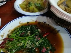 -鲁班小馆(政四街店)
