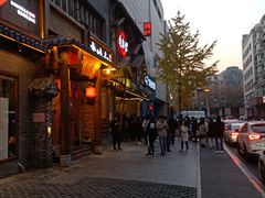 门面-哥老官重庆美蛙鱼头(西湖银泰十一哥店)