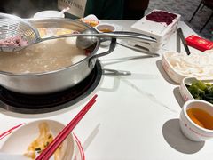 -八合里牛肉火锅(上海世茂广场店)