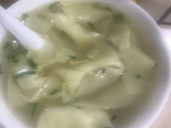 -绿杨馄饨临顿路店