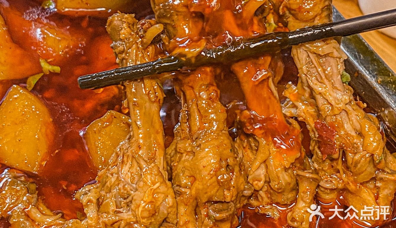 为了这盘夺命鸭脑壳！我愿意永远留在重庆！