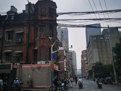 -梅记大块头爆鱼店(乍浦路店)