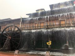 -呀路古热带植物园