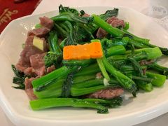牛肉炒菜心-文记壹心鸡(宝华路店)