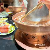 麻酱是涮羊肉的灵魂，现在老酸奶也是