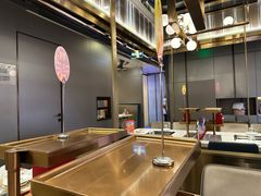 -海底捞火锅(长宁路龙之梦店)