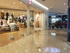 -优衣库(唐山爱琴海购物公园店)