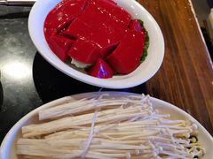 -周师兄大刀腰片火锅(洪崖洞旗舰店)