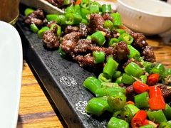 -苹果树下艺术餐厅(宋庄店)