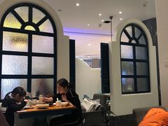-hallch 好吃餐厅(全运村中央广场店)