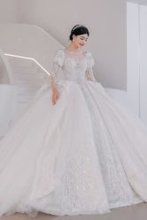 -艾米丽婚纱礼服