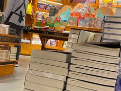 -西西弗书店&矢量咖啡(凯德晶萃广场店)