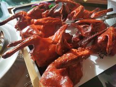 脆皮乳鸽-潍城老菜馆·地标美食