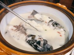 鱼头汤-宝荣鱼馆·临湖之宴(千岛湖店)