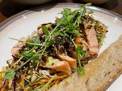 烤三文鱼沙拉-O'mills Sourdough Bakery&Bistro(永嘉路店)
