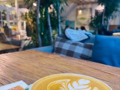 -84那年咖啡馆(李沧万达店)