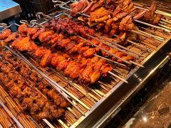 -黑金·寻焰自助百汇·烤肉·火锅(中街店)