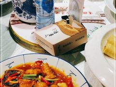 -客家大院·非遗赣南客家菜(郁孤台店)