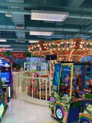 -莫莉幻想儿童乐园(青岛金茂湾店)