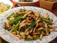 雪菜芦苇根-魏铭鱼头捞饭(晋阳路店)