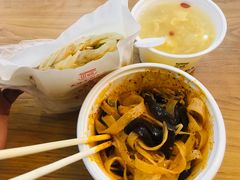 -老陈家擀面皮(平凉路店)