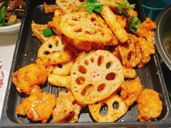 -荷塘秋月·本帮江浙菜(国权路店)