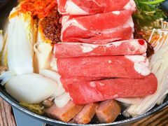 部队锅-MI WU FACTORY米屋美食工厂餐厅(绿地店)