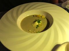 黑松露浓汤-弦月窗LUNETTE BY AMANDA(复兴路店)