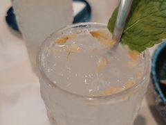 白桃茉莉苏打-拾挚扒房(招商花园城店)