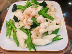 -乔家小院•本地小海鲜•非遗驴肉(万年泉路店)