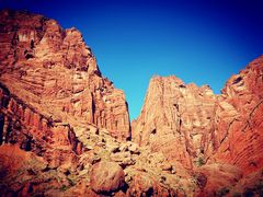 -天山神秘大峡谷