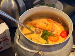 -大头虾越式风味餐厅(光明广场店)
