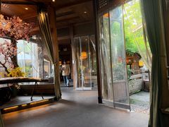 -绿茶餐厅(龙井船宴· 品牌总店)