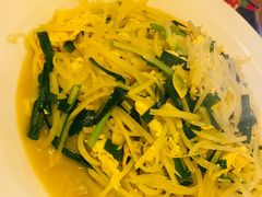 -闯关东东北农家菜(崂山石老人店)