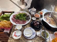 -顺水湾·牛肉牛杂火锅(驾鹤店)